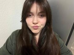 BellPrisco - female with black hair and  big tits webcam at xLoveCam