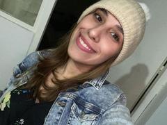 BellaBrownX - female with brown hair webcam at xLoveCam