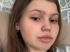 BellaEloise - blond female with  small tits webcam at xLoveCam