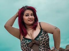 BellaEvansex - female with black hair and  big tits webcam at xLoveCam