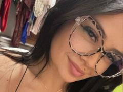 BellaMon - female with black hair and  big tits webcam at xLoveCam