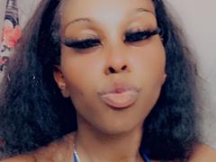 BellaStella69 - female webcam at xLoveCam