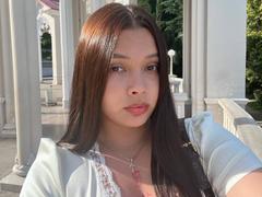 BellaSunray - female webcam at xLoveCam