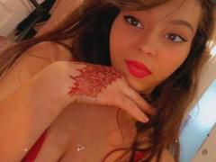 Sheytanna - female with brown hair webcam at xLoveCam