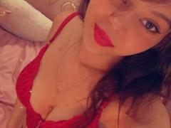 Sheytanna - female with brown hair webcam at xLoveCam