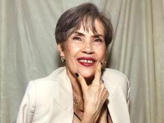 BelleBlondx - female with brown hair and  big tits webcam at xLoveCam