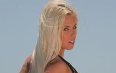 NestyXXX - blond female webcam at LiveJasmin