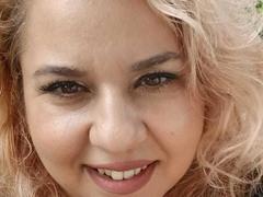 BelleInna from xLoveCam