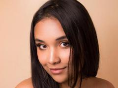 BelleLane - female with black hair webcam at xLoveCam
