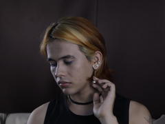 BenjiVampire - male webcam at xLoveCam