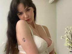 BerryDiva - female webcam at xLoveCam