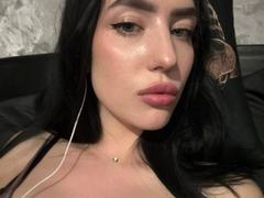BessieSevcik - female with black hair and  big tits webcam at xLoveCam