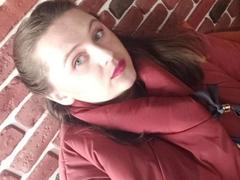 BettyBloom-hot - blond female webcam at xLoveCam