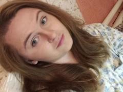 BettyBloom-hot - blond female webcam at xLoveCam