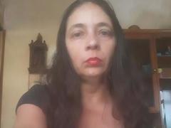 BettyHotBabe - female with brown hair and  small tits webcam at xLoveCam