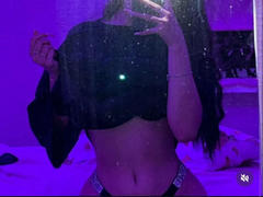 BettyMoon1-hot - female with black hair webcam at xLoveCam