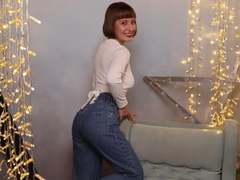 ElisabethHart - blond female webcam at LiveJasmin