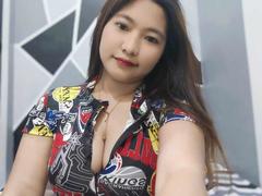BettyStar - female webcam at xLoveCam