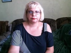 BeverlyCynia - blond female webcam at xLoveCam