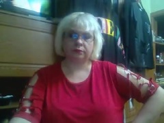 BeverlyCynia - blond female webcam at xLoveCam