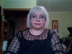 BeverlyCynia - blond female webcam at xLoveCam