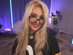 BiaKristall - blond female with  big tits webcam at xLoveCam