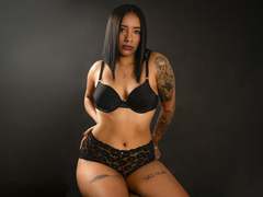 BiancaLeBlanc - female with black hair and  big tits webcam at xLoveCam