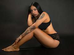 BiancaLeBlanc - female with black hair and  big tits webcam at xLoveCam