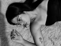 BiancaMayers - female with black hair and  small tits webcam at xLoveCam