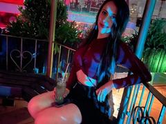 BiancaMirage - female with black hair webcam at xLoveCam