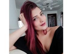 BiancaRey - female with brown hair and  big tits webcam at xLoveCam