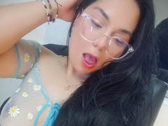 BiancaScott - female with black hair and  small tits webcam at xLoveCam