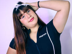 BibiCruz - female with black hair and  big tits webcam at xLoveCam