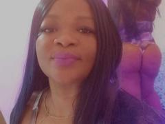 BigBbwDanay - female with black hair webcam at xLoveCam