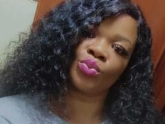 BigBbwDanay - female with black hair webcam at xLoveCam