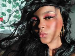 BigCurvyLove from xLoveCam