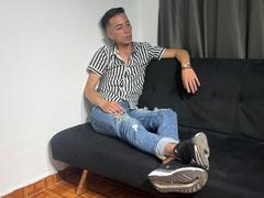 BigDickTop69 - male webcam at xLoveCam