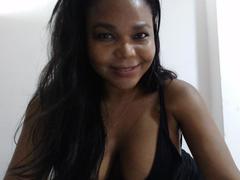 BiggTitsx from xLoveCam