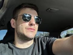 BillyShine from xLoveCam