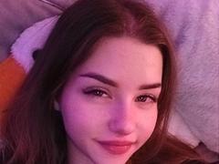 BitterPeach from xLoveCam