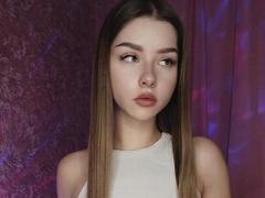 BitterPeach from xLoveCam