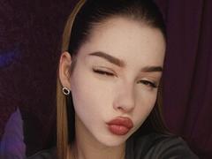 BitterPeach - female webcam at xLoveCam