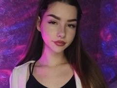 BitterPeach - female webcam at xLoveCam