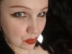 Blackbeauty43-hot - female with black hair and  big tits webcam at xLoveCam