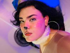 BlaerShadow - shemale with brown hair webcam at xLoveCam