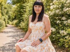 BlairFlepp - female with black hair and  big tits webcam at xLoveCam