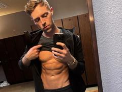 BlakeOnCam from xLoveCam