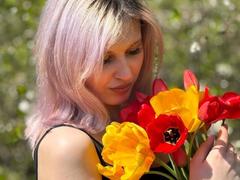 BlanchNassr - female webcam at xLoveCam