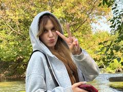 BlanchNassr - female webcam at xLoveCam