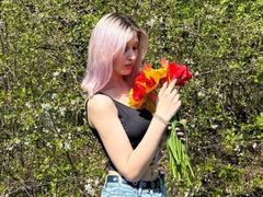 BlanchNassr - female webcam at xLoveCam
